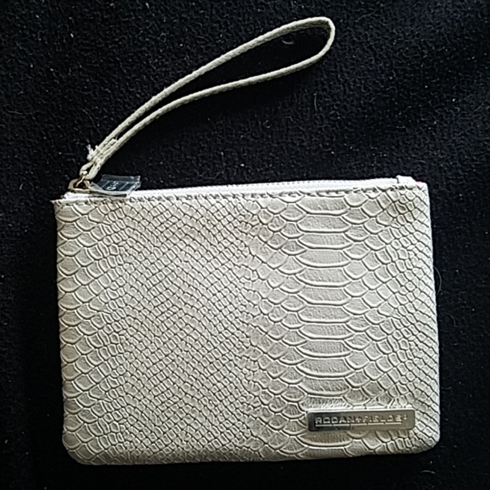 Rodan and Fields Clutch